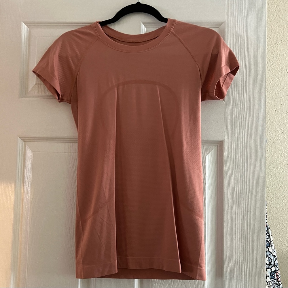Lululemon Swiftly Tech Size 6 in Spiced Chai